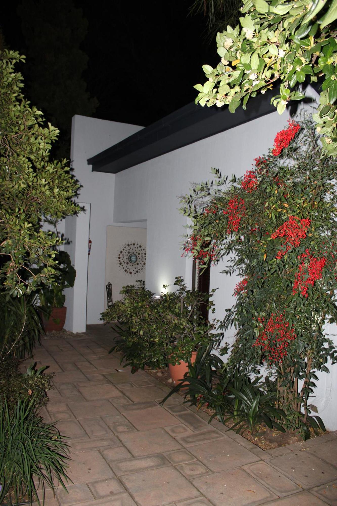 Jedidja Bed And Breakfast บลูมฟอนเทน ภายนอก รูปภาพ
