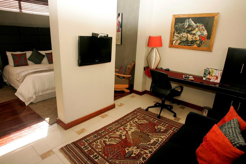 Jedidja Bed And Breakfast บลูมฟอนเทน ภายนอก รูปภาพ